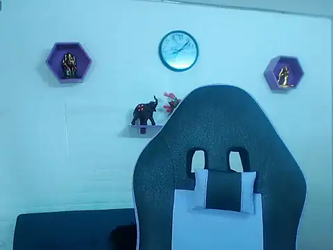 marcus 20 online show from 12-16-25, 01:38