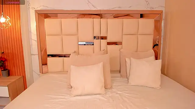 samantha quinnn online show from 04-26-26, 02:04