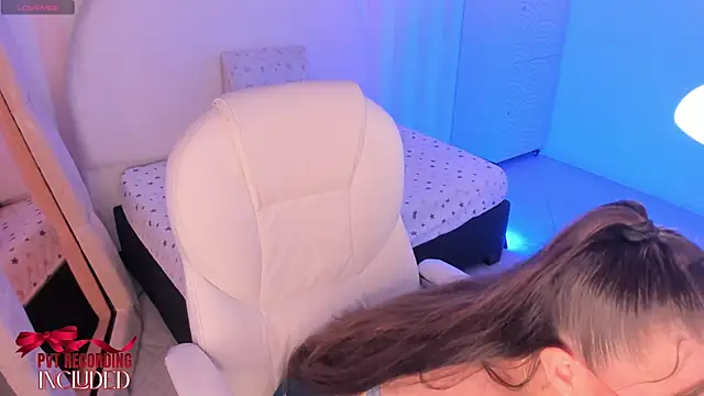 Snapshot of _dorothy chatting on 11-27-25, 08:22 dorothy online show from 11-27-25, 08:22