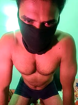 Snapshot of Amit22122 chatting on 12-15-25, 03:27 Amit22122 online show from 12-15-25, 03:27