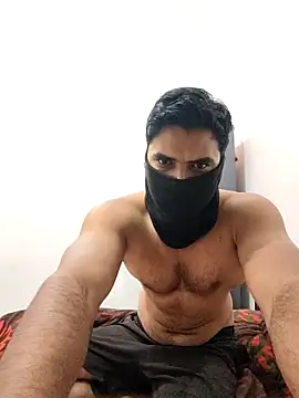 Snapshot of Amit22122 chatting on 12-16-25, 10:59 Amit22122 online show from 12-16-25, 10:59