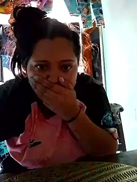 Snapshot of Renatta_Sweet chatting on 02-25-26, 03:43 Renatta Sweet online show from 02-25-26, 03:43