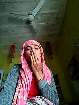 Snapshot of Janki_cute chatting on 02-03-26, 05:27 Janki cute online show from 02-03-26, 05:27