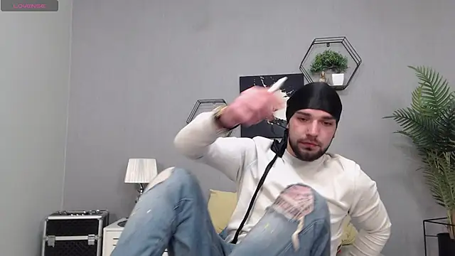 KaneHunter online show from 04-25-26, 08:06