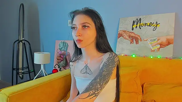 Ellen Hops online show from 12-05-25, 04:43