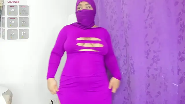 Snapshot of oksaana_arabic chatting on 12-16-25, 10:59 oksaana arabic online show from 12-16-25, 10:59