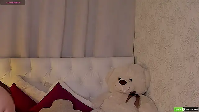 StellaGregory online show from 04-28-26, 08:41