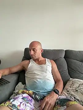 Snapshot of Russo41rj chatting on 12-17-25, 12:55 Russo41rj online show from 12-17-25, 12:55