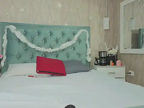 Snapshot of Apriil_Sweett chatting on 12-04-25, 01:42 Apriil Sweett online show from 12-04-25, 01:42