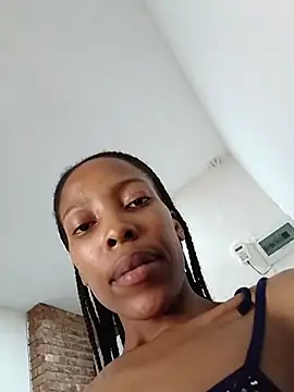 MsParisSmith online show from 01-10-26, 09:11