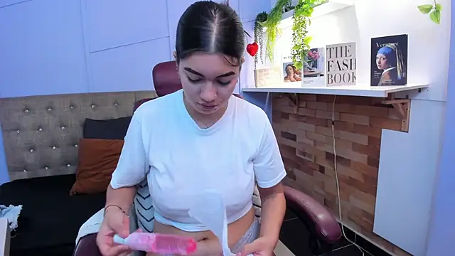 lourenfox online show from 11-28-25, 12:30