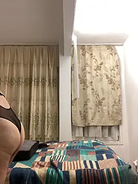 Snapshot of seksialev chatting on 12-14-25, 01:11 seksialev online show from 12-14-25, 01:11