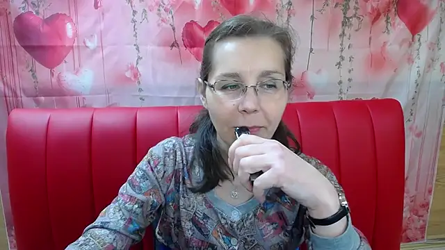 DaisyEdit online show from 04-25-26, 01:41