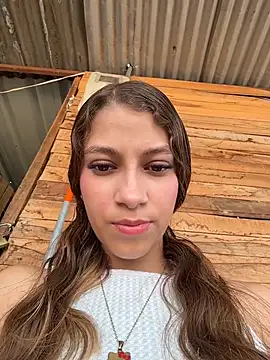 Vanneskk online show from 04-25-26, 06:38