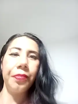 Snapshot of SAKURA_HOT2 chatting on 12-16-25, 06:51 SAKURA HOT2 online show from 12-16-25, 06:51