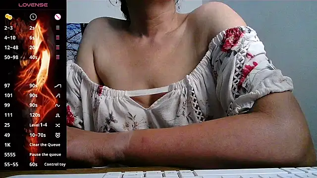 Snapshot of Whisperingfire chatting on 06-26-26, 02:32 Whisperingfire online show from 06-26-26, 02:32