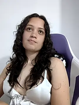 Alana 444 online show from 02-15-26, 07:51