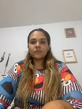 Snapshot of LoreinnFox chatting on 04-23-26, 03:52 LoreinnFox online show from 04-23-26, 03:52