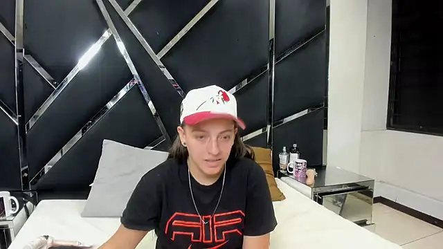 Alyssa Noah online show from 04-26-26, 03:15