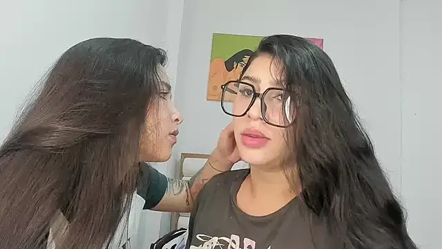 ROUS SWEET  online show from 04-25-26, 06:49