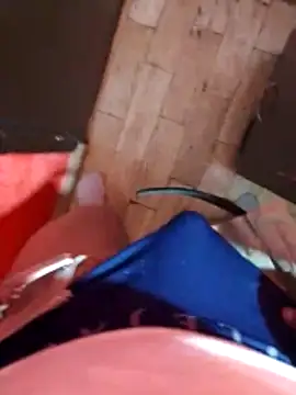 cristian112090 online show from 12-02-25, 09:10