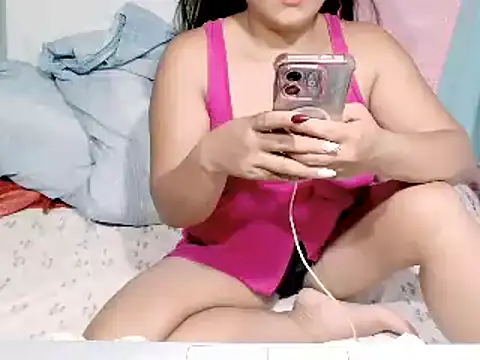 Snapshot of FlorMoreno_Palangga chatting on 06-17-26, 11:34 FlorMoreno Palangga online show from 06-17-26, 11:34