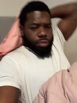 LoverboyEli online show from 12-17-25, 04:07