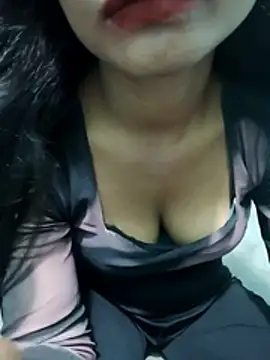 Zoyaa-Zubair online show from 04-28-26, 07:08