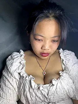 Snapshot of Mailyysa chatting on 12-13-25, 11:10 Mailyysa online show from 12-13-25, 11:10