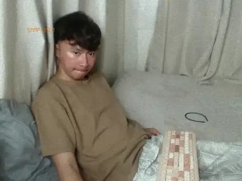 Snapshot of asiantwink0000 chatting on 11-29-25, 12:52 asiantwink0000 online show from 11-29-25, 12:52