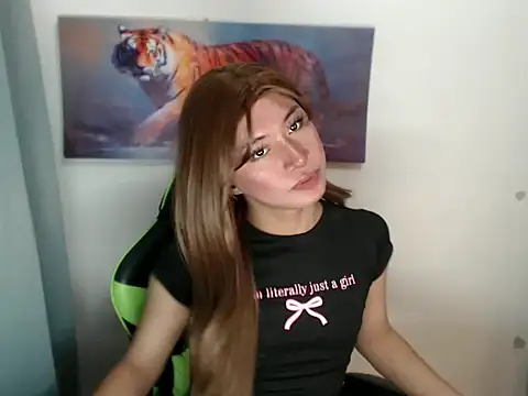 asiantwink0000 online show from 04-21-26, 06:34