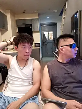 Snapshot of day-18 chatting on 07-15-26, 02:22 day-18 online show from 07-15-26, 02:22