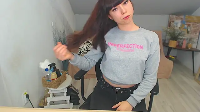 Snapshot of MayaWill chatting on 11-27-25, 03:03 MayaWill online show from 11-27-25, 03:03