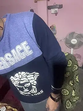 Snapshot of Saxymood1111 chatting on 12-04-25, 03:16 Saxymood1111 online show from 12-04-25, 03:16