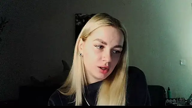 Snapshot of Whitehex666 chatting on 12-03-25, 04:38 Whitehex666 online show from 12-03-25, 04:38