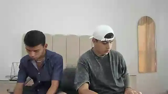 Snapshot of TomasANDalejo chatting on 12-02-25, 12:21 TomasANDalejo online show from 12-02-25, 12:21