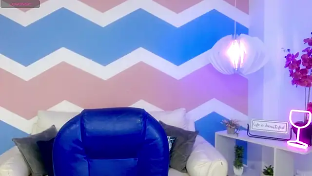 zahira1 online show from 12-04-25, 05:21