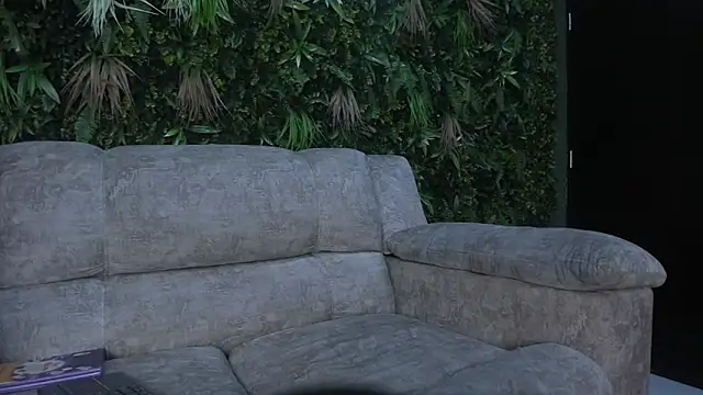 Snapshot of ObsidianOrchid chatting on 12-04-25, 12:03 ObsidianOrchid online show from 12-04-25, 12:03