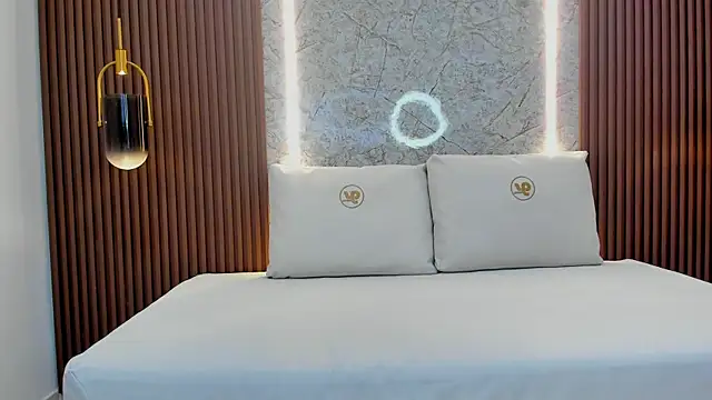 Snapshot of evony_becker_ chatting on 12-04-25, 10:35 evony becker online show from 12-04-25, 10:35