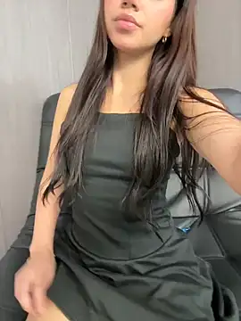 Snapshot of GoodGirlGone chatting on 12-17-25, 07:20 GoodGirlGone online show from 12-17-25, 07:20