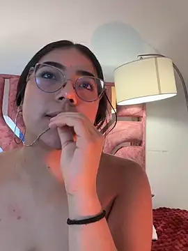 Snapshot of Dafne_se chatting on 06-22-26, 03:25 Dafne se online show from 06-22-26, 03:25
