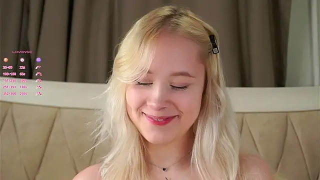 AunclreaVache online show from 02-15-26, 02:14