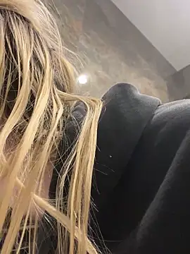 d0uble trouble online show from 02-04-26, 05:57