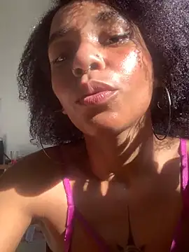 Lillith Bloom online show from 02-19-26, 06:48