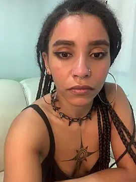 Lillith Bloom online show from 04-03-26, 02:48