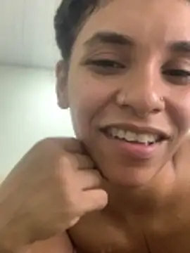 Lillith Bloom online show from 04-07-26, 01:39