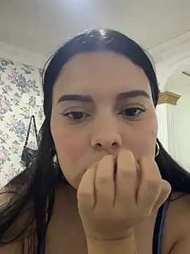 sweet ruby  online show from 05-11-26, 03:01