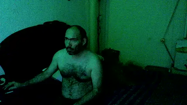 Snapshot of spartan24cm chatting on 07-26-26, 02:31 spartan24cm online show from 07-26-26, 02:31