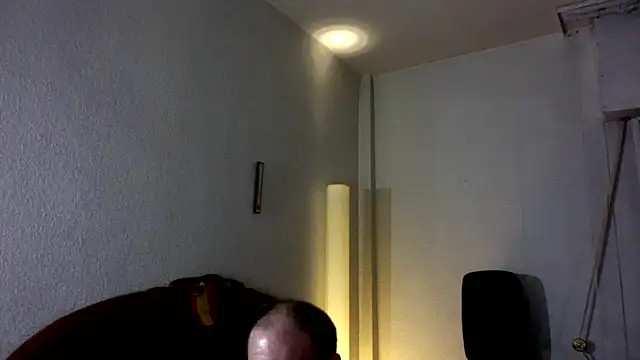Snapshot of spartan24cm chatting on 08-04-26, 03:43 spartan24cm online show from 08-04-26, 03:43