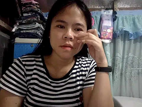 xxdreamgirl69 online show from 05-14-26, 04:41